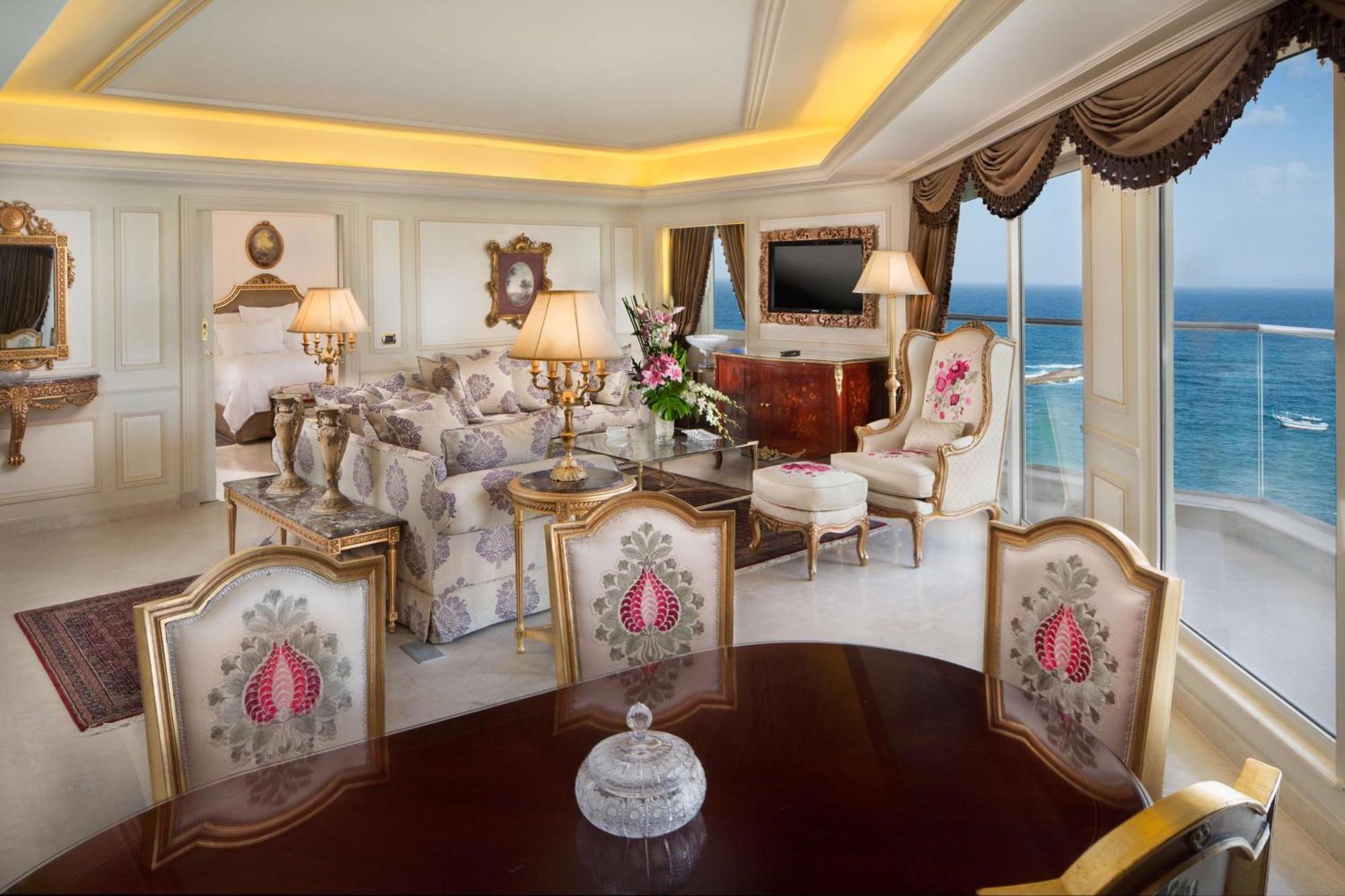 Hilton Alexandria Corniche Hotel Exterior foto Presidential Suite