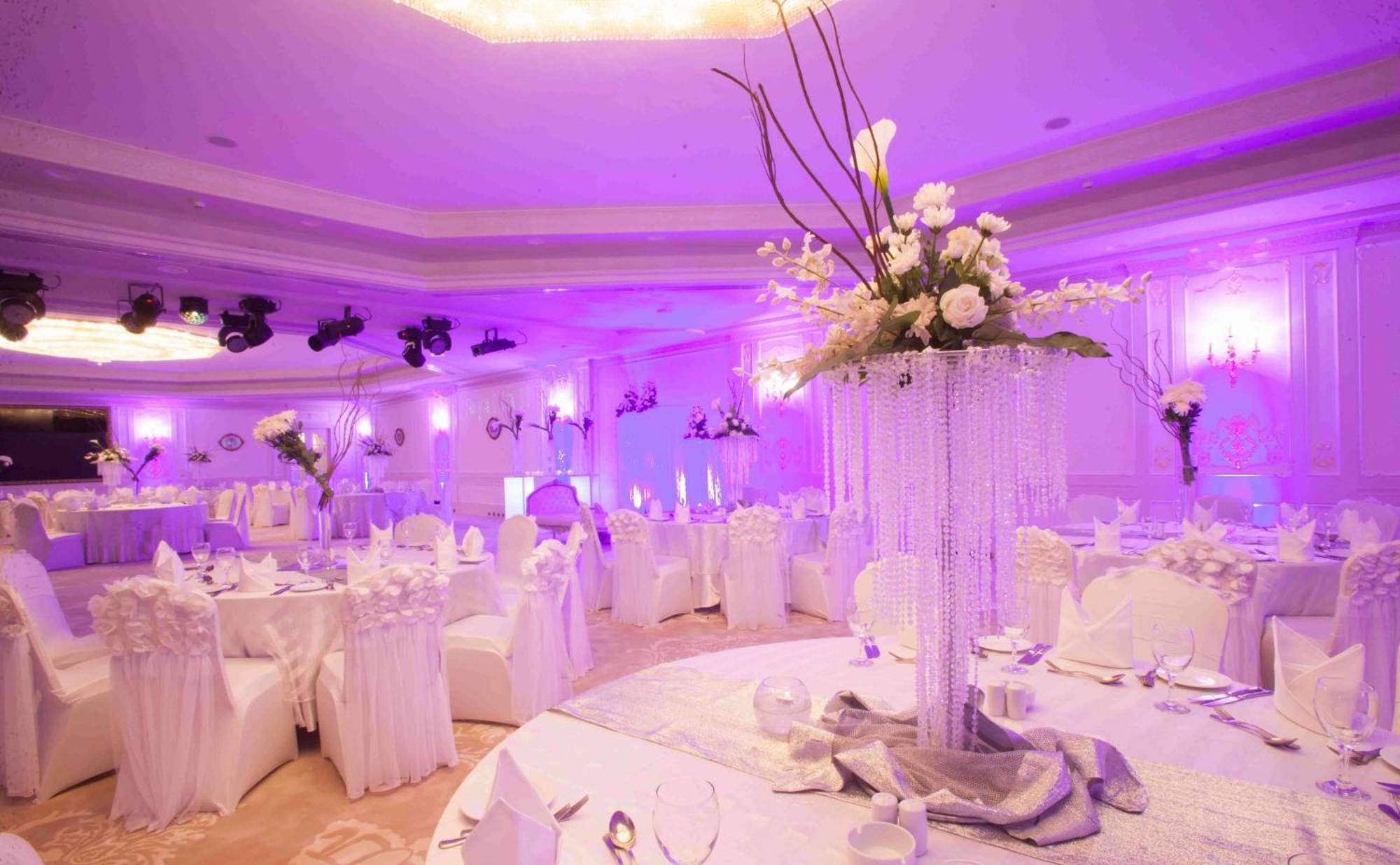 Hilton Alexandria Corniche Hotel Exterior foto A wedding reception