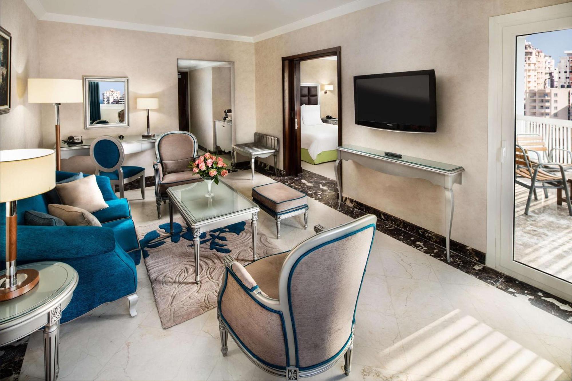 Hilton Alexandria Corniche Hotel Exterior foto
