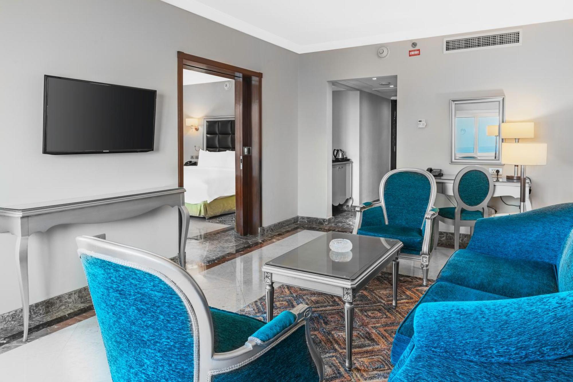 Hilton Alexandria Corniche Hotel Exterior foto